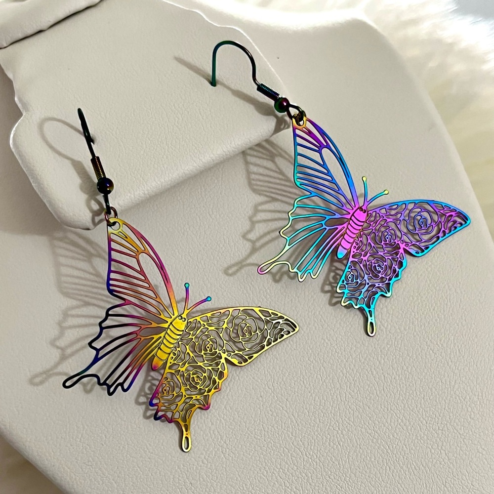 NWT Handmade Holographic Butterfly Earrings - Picture 3 of 8